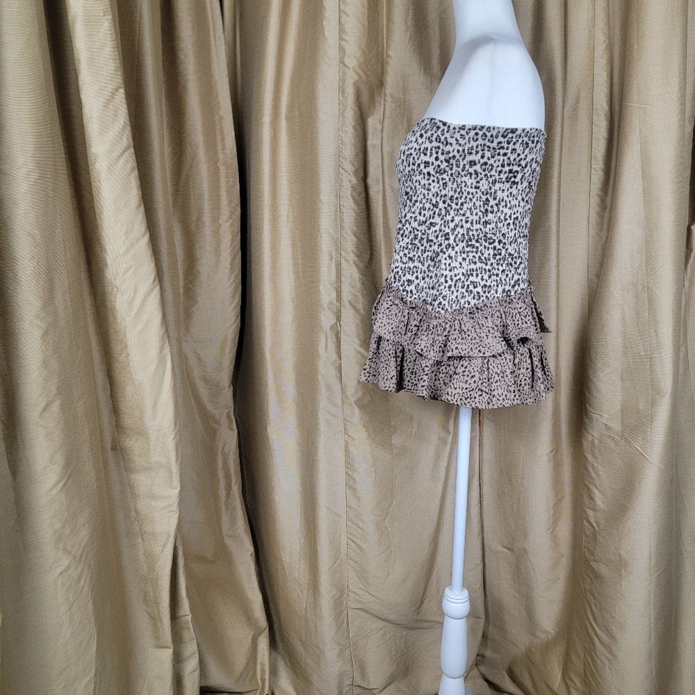 Leopard Print Ruffled Tube Top - Picture 3 of 9